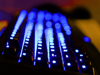 O Papel Essencial do Gabinete na Performance dos Painéis de LED e Sua Fixação 